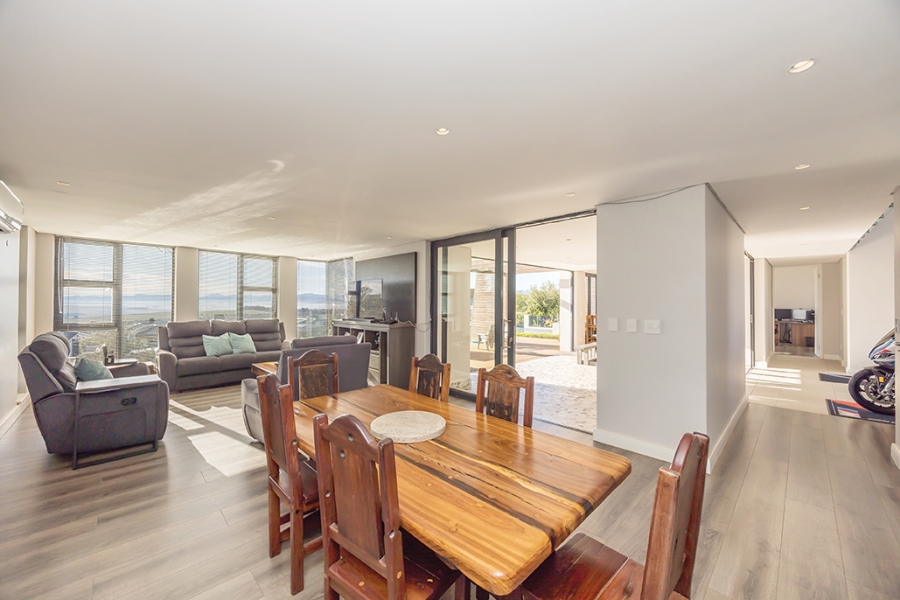 4 Bedroom Property for Sale in Clara Anna Fontein Western Cape